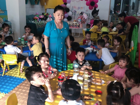 Hình ảnh các hoạt động học tập, vui chơi của cô và trò Mầm Non Tân Việt Nhật